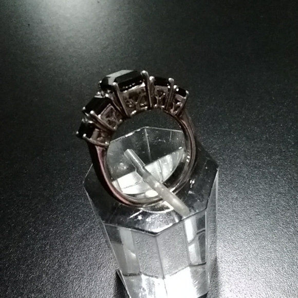 Spinel Ring - Picture 5 of 5